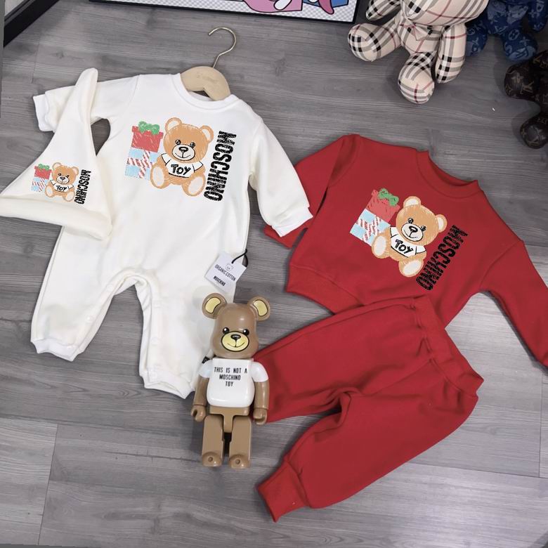 Moschino sz59 66 73 80 90 111